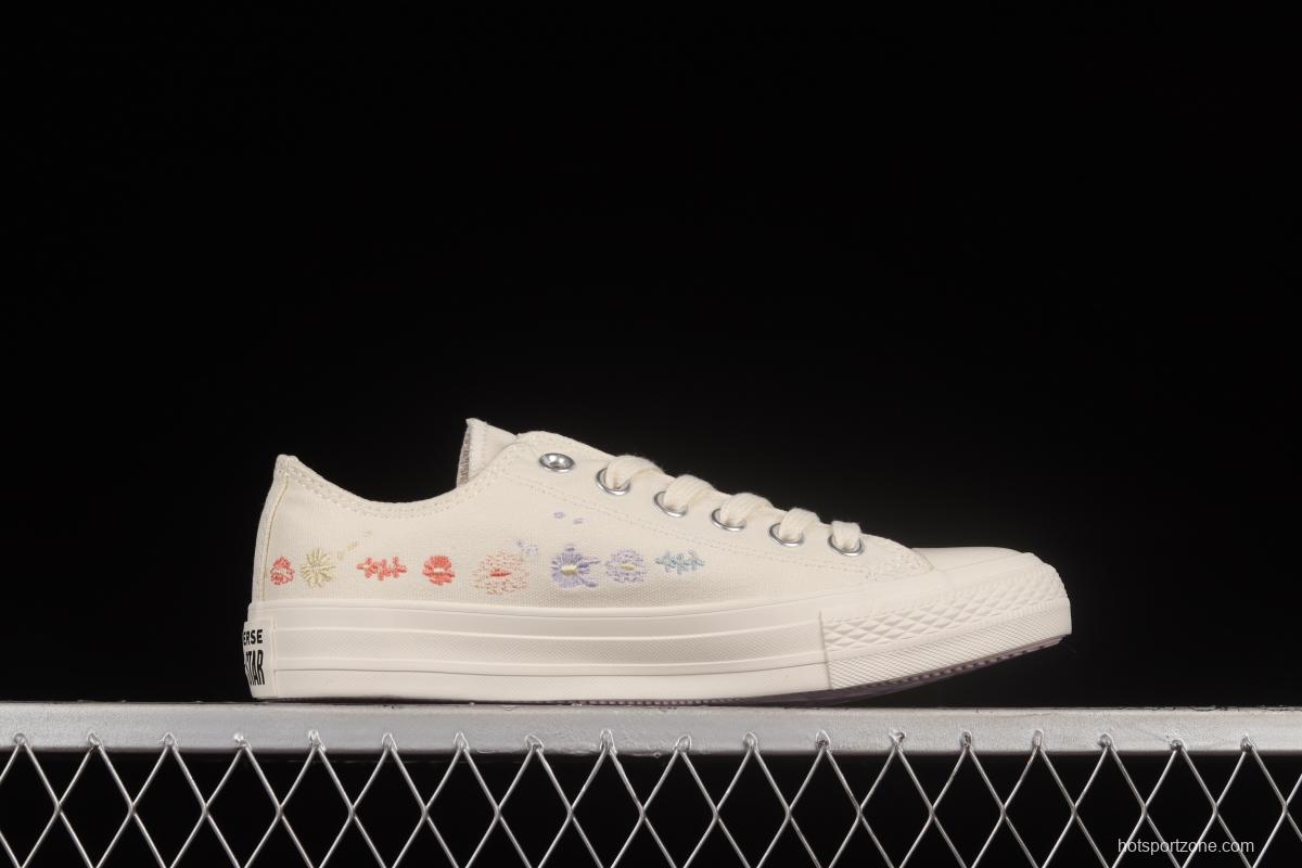 Converse All Star ox Embroidered Floral Low-Top Sneakers A01595C