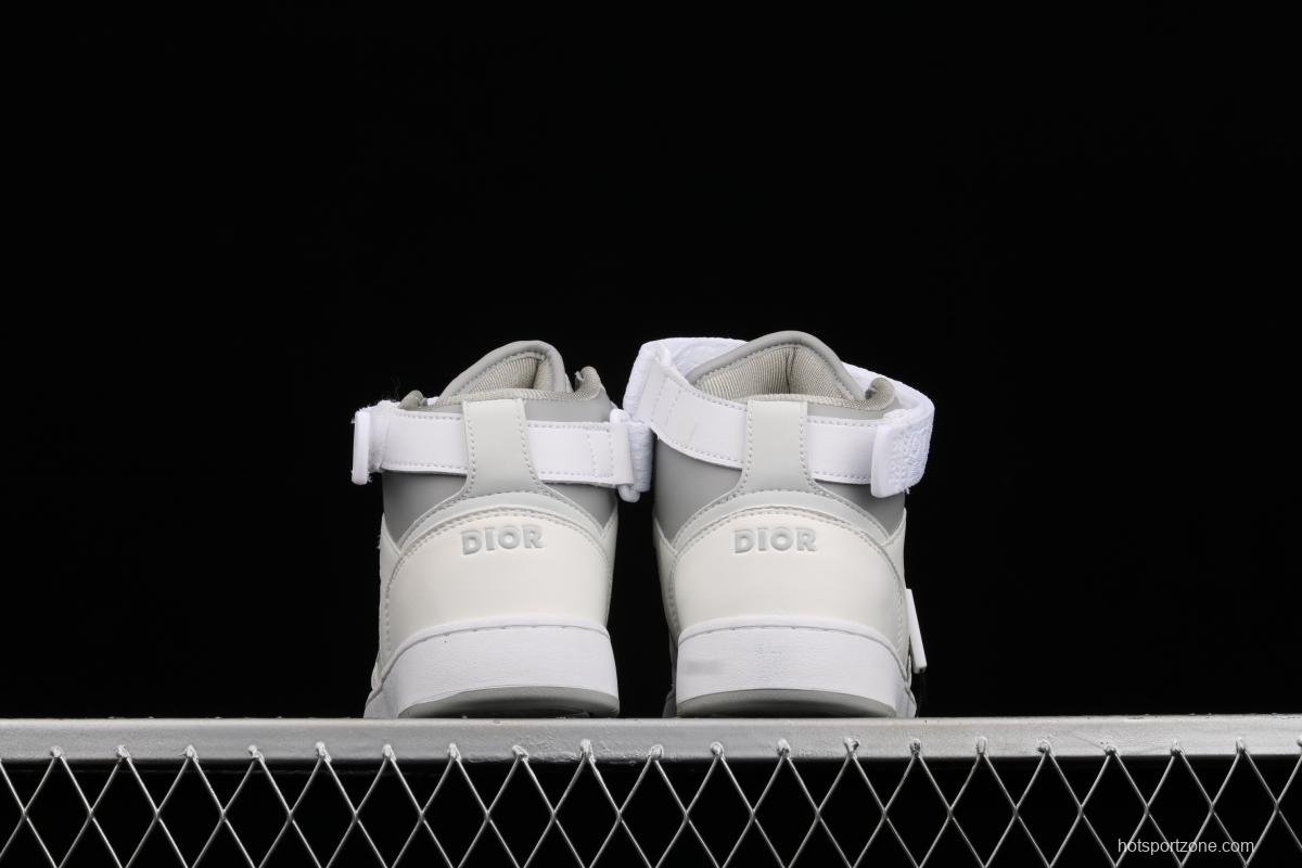 Dior B27 Mid-Top Calf Perfo all-star KAWS director supervises the production of high-end Dior upper board shoes V00348H068