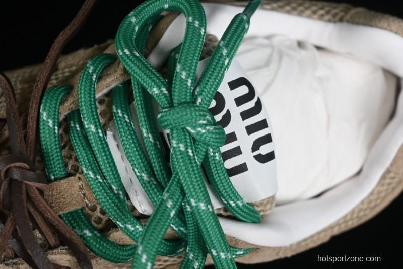 Miu Miu x New Balance 530 Low-Top Retro Running Sneakers with Dual Lace Design - G.D4