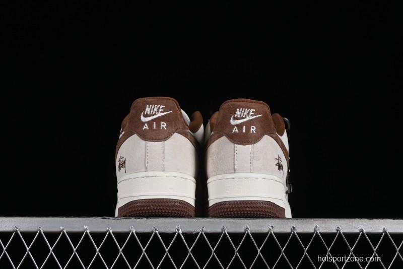 Nike Air Force 1'07 Low  Casual Sneakers