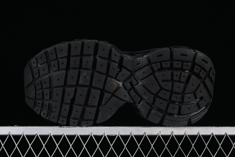 Balenciaga Phantom Sneaker - W3XL11000
