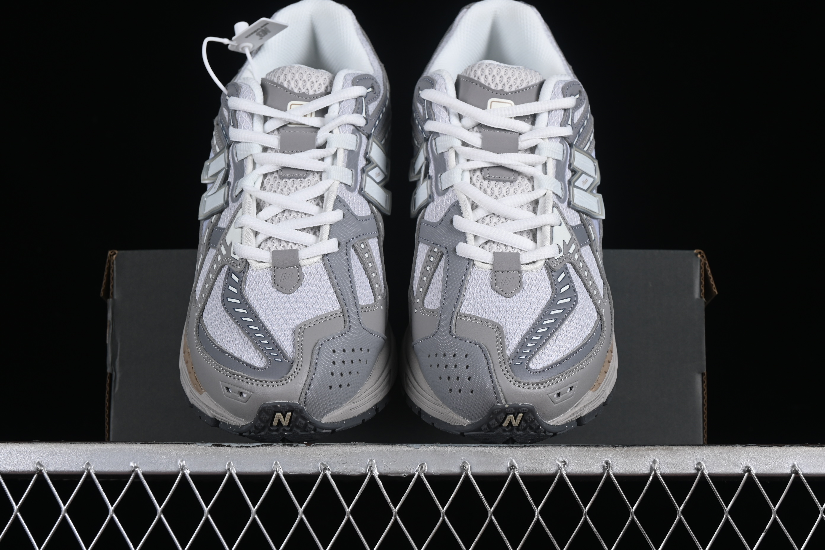 New Balance 1906 Series Retro Dad Style Casual Running Shoes - M1906NB