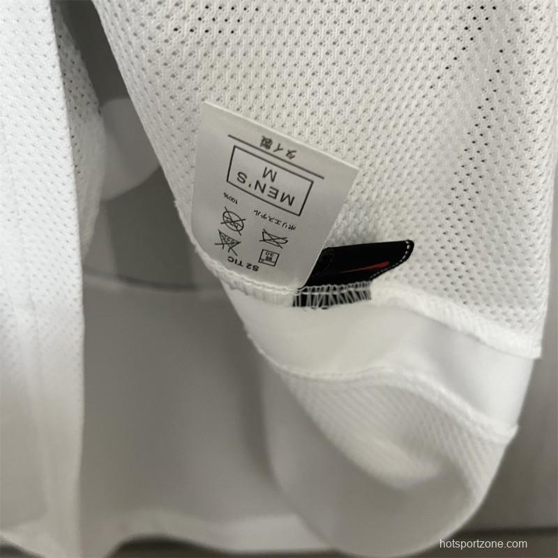 03/04 Retro Juventus Home Jersey