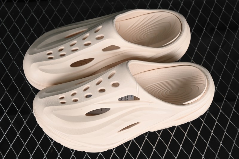HOKA ONE ONE Comfortable Lightweight Breathable Quick-Dry Toe-Post Sandals - CSC3