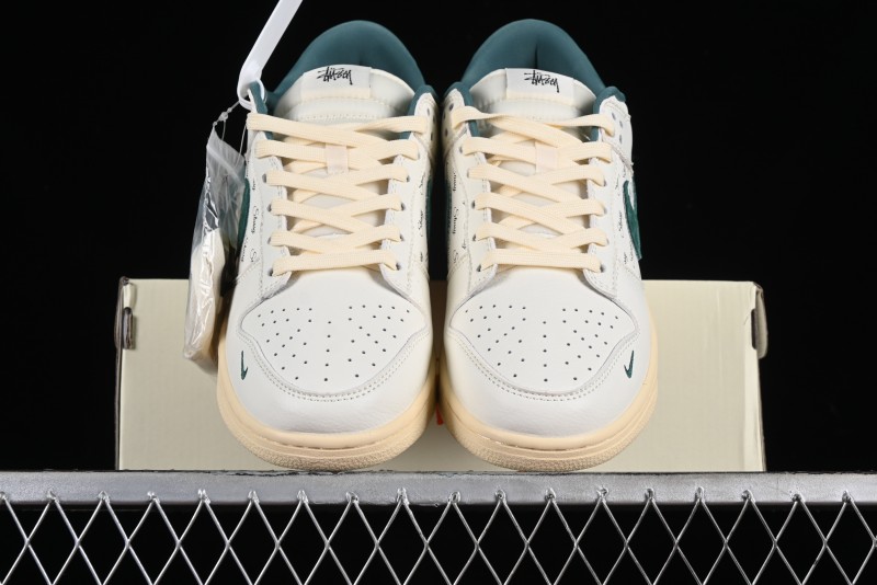 Nike SB Dunk Low Stussy Collaboration Beige Green Mini Swoosh Anniversary Custom Low-Top Casual Sneakers - CF3688-006
