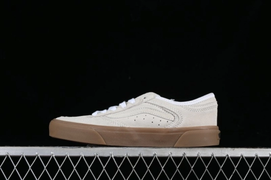 Vans Rowley Classics Retro Skate Shoes with Signature Sidestripe - VN0009QJQJM