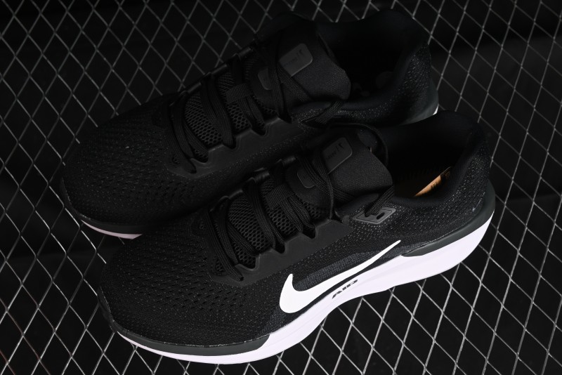 Nike Zoom Winflo 11 Breathable Mesh Cushioned Running Shoes with Air Cushion - FJ9509-001