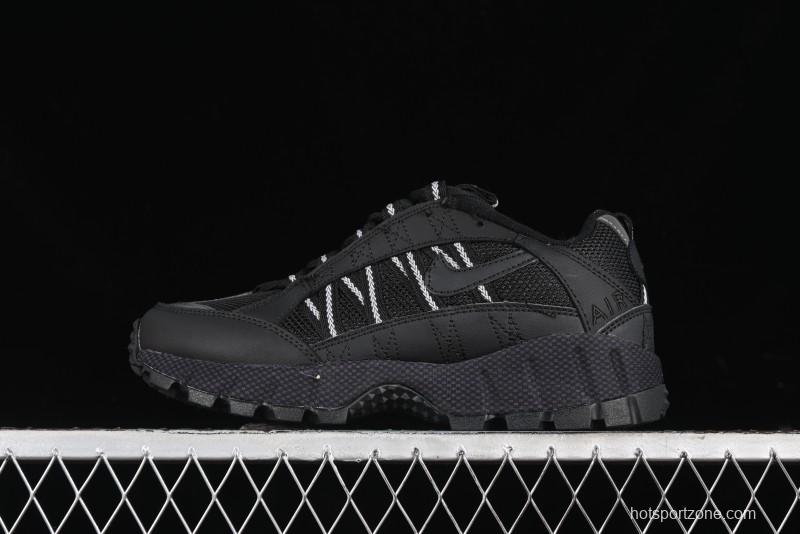 Nike Air Humara Retro Trail Running Shoes with 1990s Outdoor Style - 924464-001