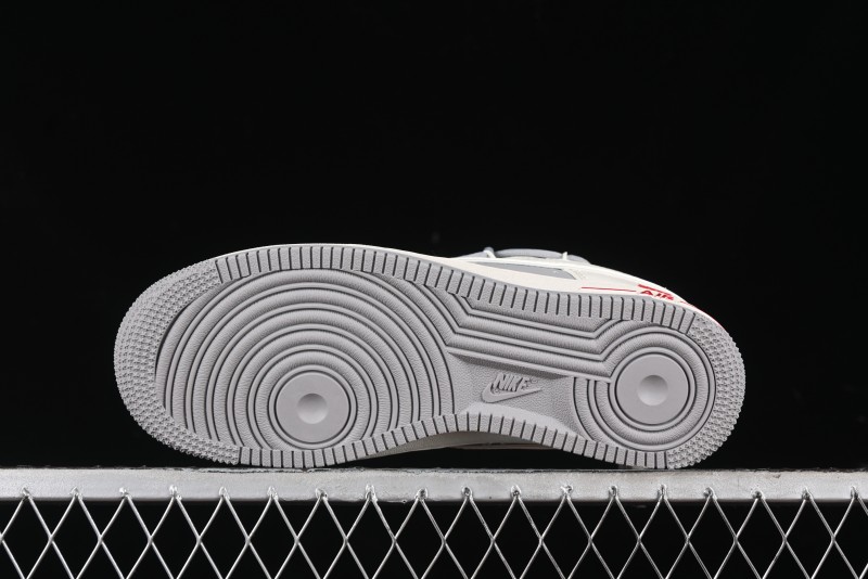 Nike Air Force 1 '07 Low UN Collaboration - Beige Silver Trim Lace-Up Casual Sneakers - SJ1198-500