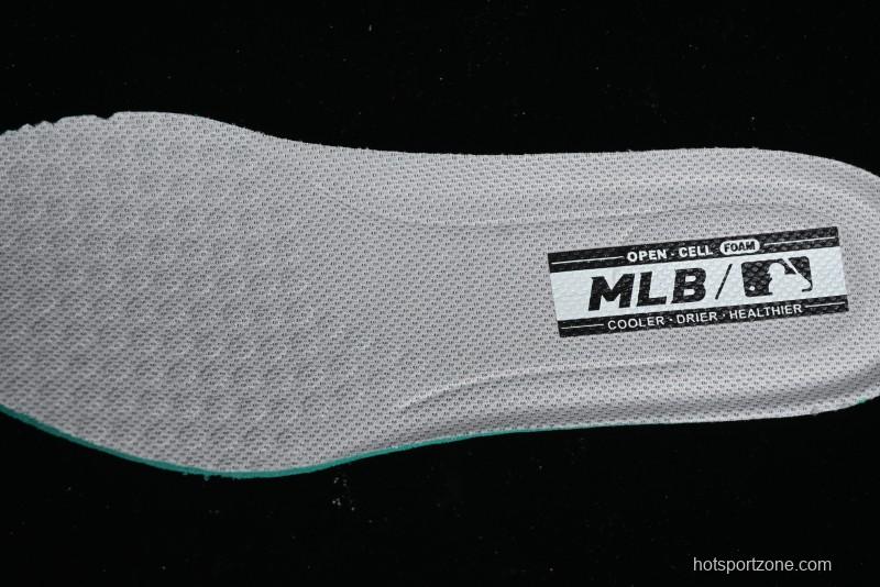 New York Yankees MLB Fast Ball Classic Monogram Retro Casual Running Shoes - 3ARNFSB4N50SIS