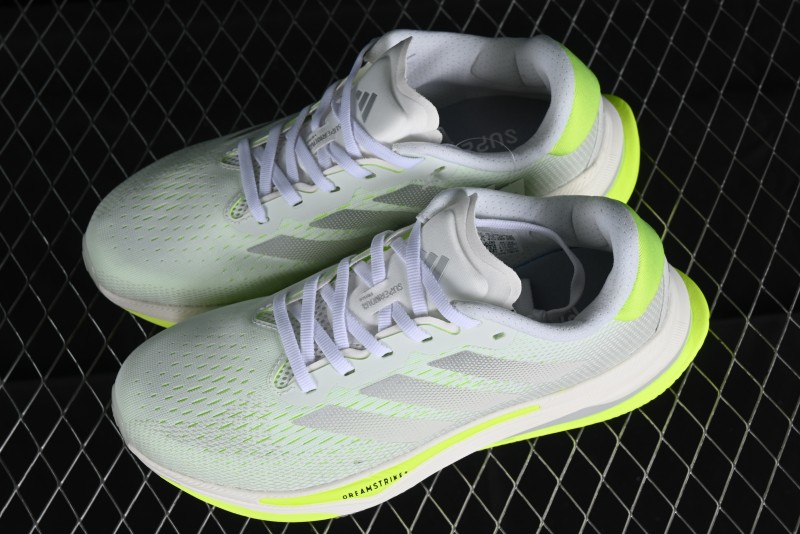 Adidas Supernova Rise M TE1683 Lightweight Running Shoes with Dreamstrike+ Midsole