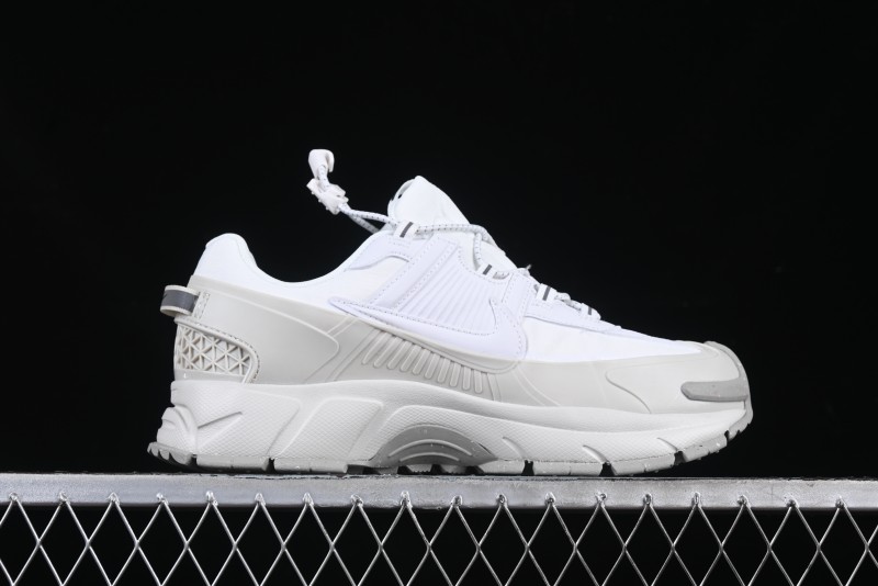 Nike Zoom Vomero Roam Marathon Retro V Casual Thick Sole Height Increasing Running Shoes - HV5951-100