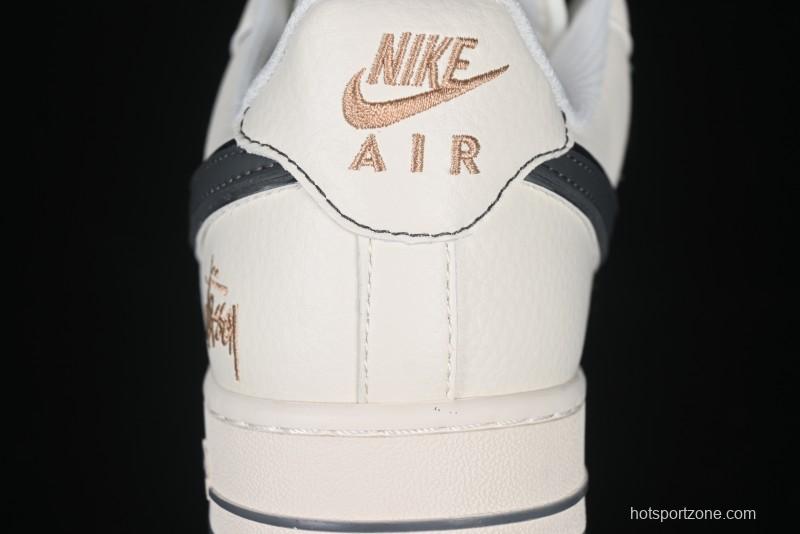 Nike Air Force 1 '07 Low Casual Sneakers in Black Pigskin - XZ6188-705