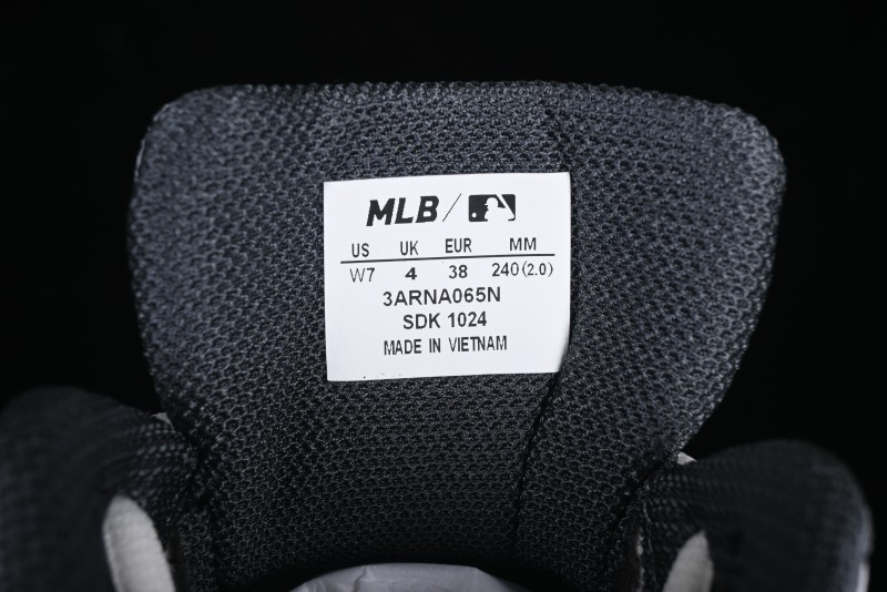 New York Yankees MLB Speed Runner Height-Increasing Platform Sneakers - 3ARNA065N07GRL