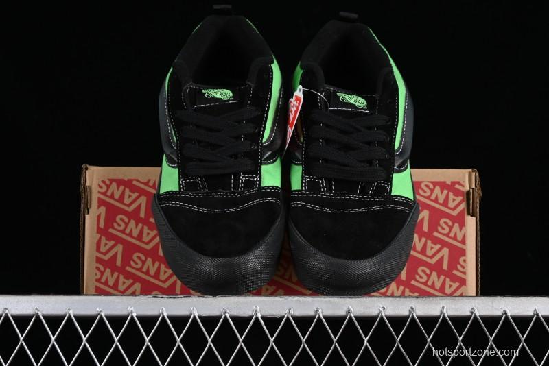 Vans Classics Knu Skool Retro Sneakers with Thickened Tongue and Enlarged Toe - VN0009QCSWE