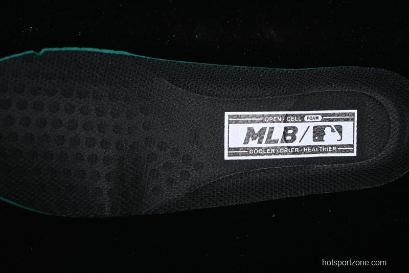 NY Yankees Black Leather Sneakers with Bold Pink Logo