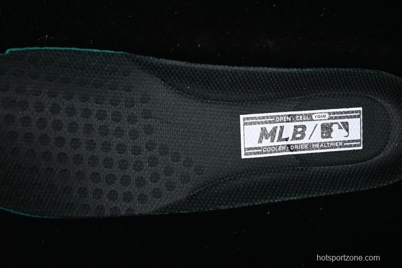 NY Yankees Black & Yellow Sneakers - Bold Logo Streetwear Shoes