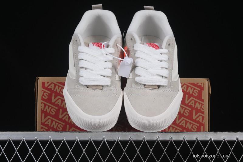 Vans Knu Skool Low-Top Retro Chunky Sneakers - VN000D750CK