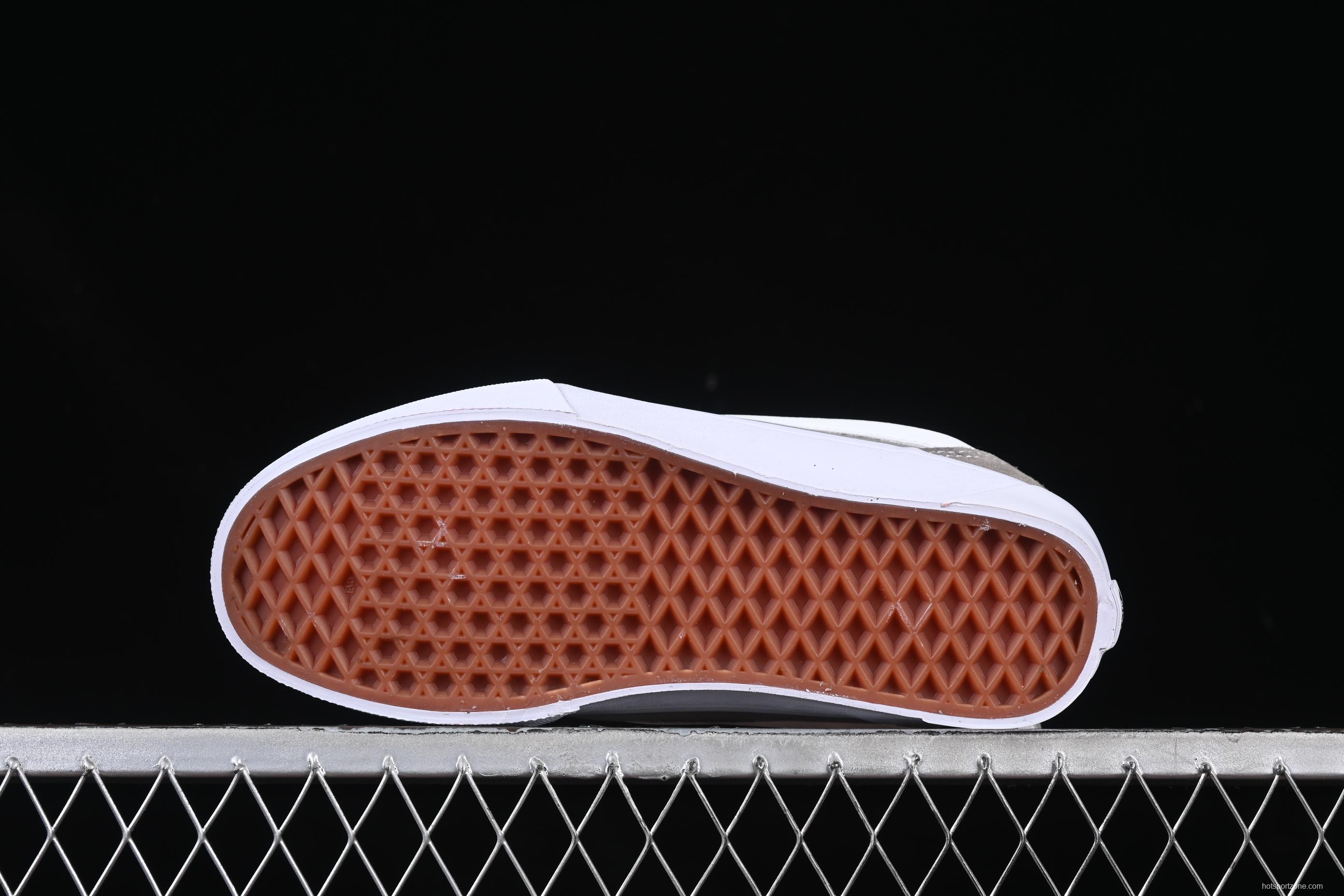 Vans Knu Skool Low-Top Retro Chunky Sneakers - VN000CS0BGG