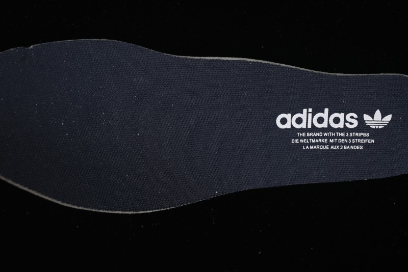 Adidas Originals Gazelle Indoor Retro Casual Sneakers with Anti-Slip and Durable Design - JI3522