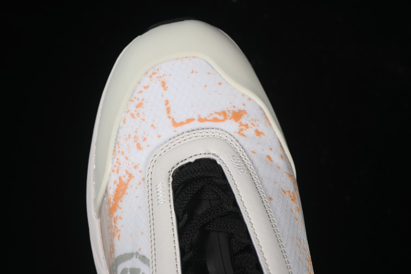 Stone Island Grime Panelled Low-Top Lifestyle Sneakers - 79FWS0303
