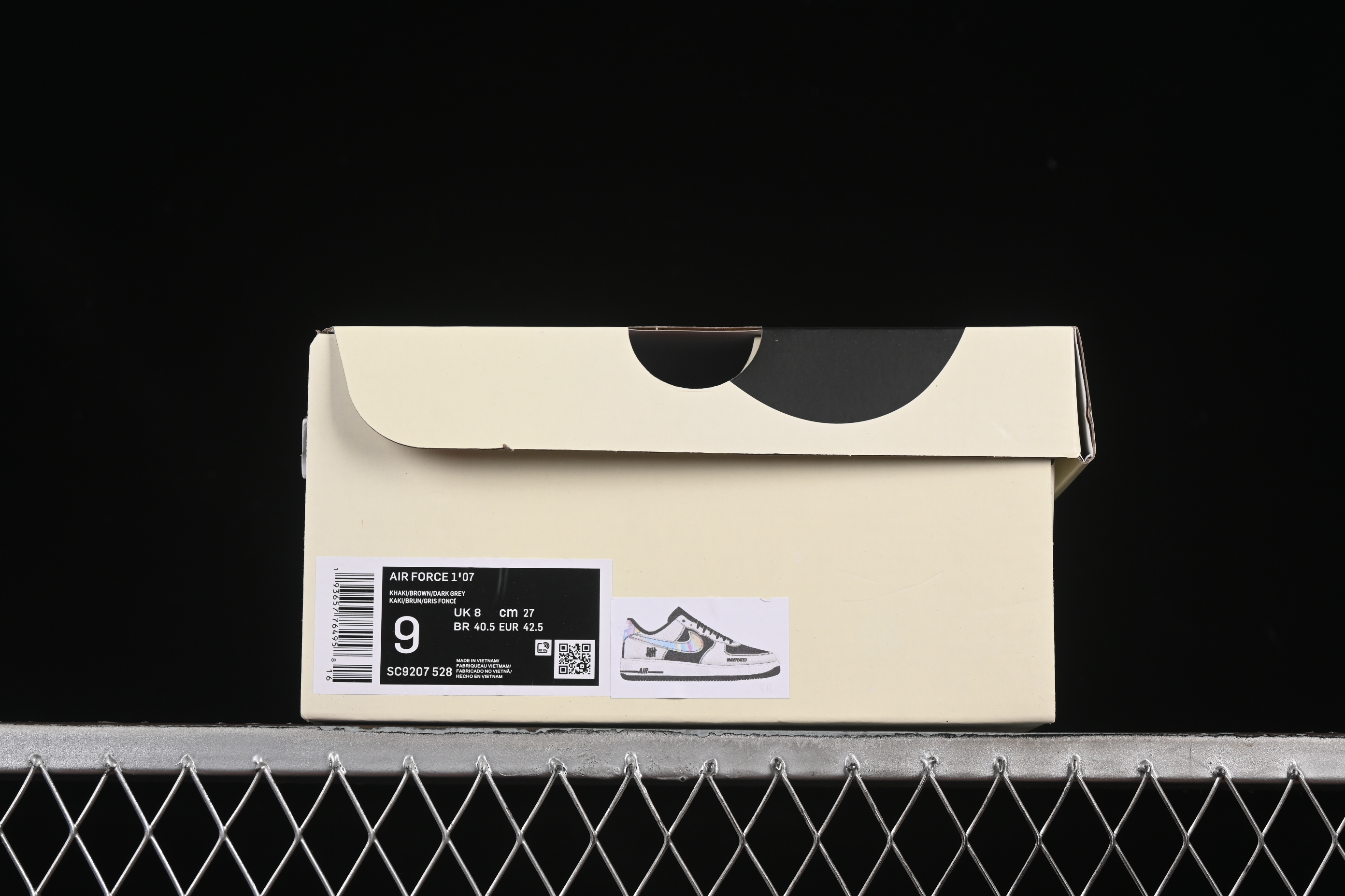 Nike Air Force 1'07 Low UN Collaboration Casual Sneakers in Black White Purple - SC9207-528