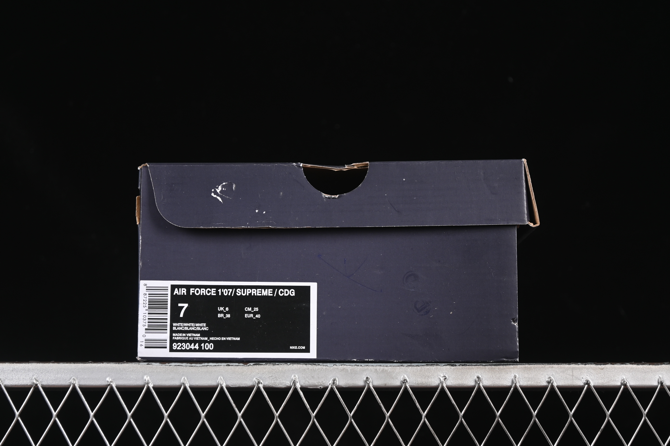 Nike Air Force 1 Low '07 Comme des Garcons Shirt Supreme Collaboration Casual Sneakers - 923044-100