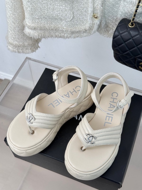 2025 Women Chanel White Leather Sandals