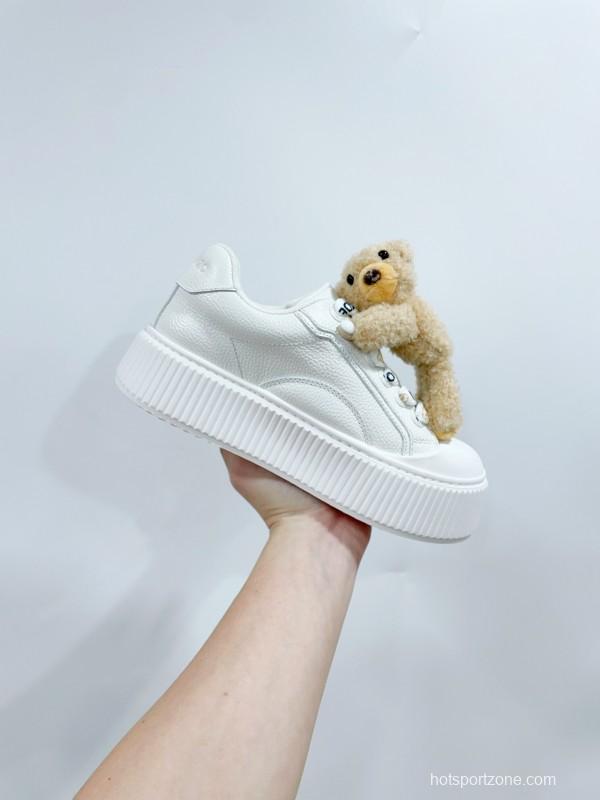 2025 Women 13DE MARZO White Leather Sneakers Plush Toy KFY00300