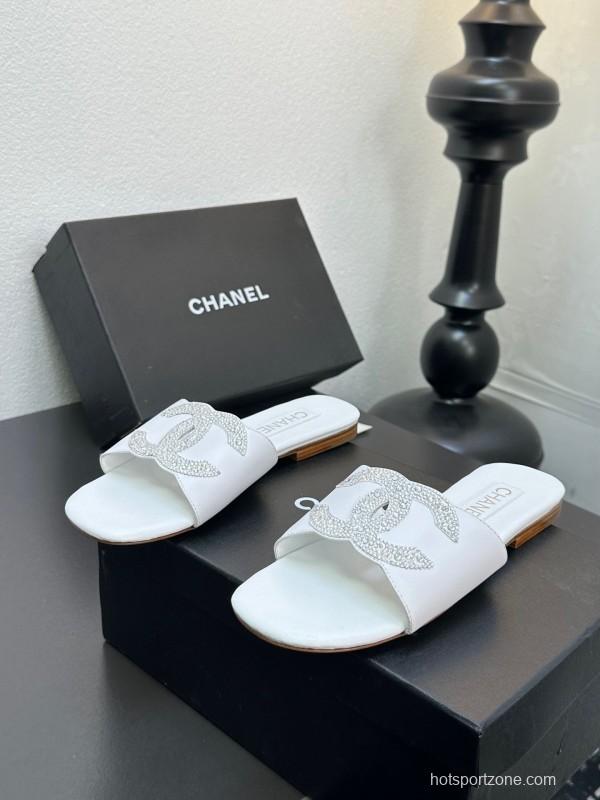 2025 Women Chanel White Leather Slippers