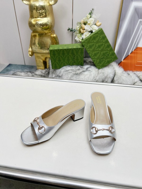 2025 Women Gucci Silver Leather Mules Horsebit MJ00180