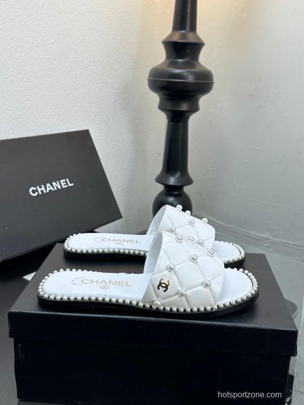 2025 CHANEL White Leather Slippers