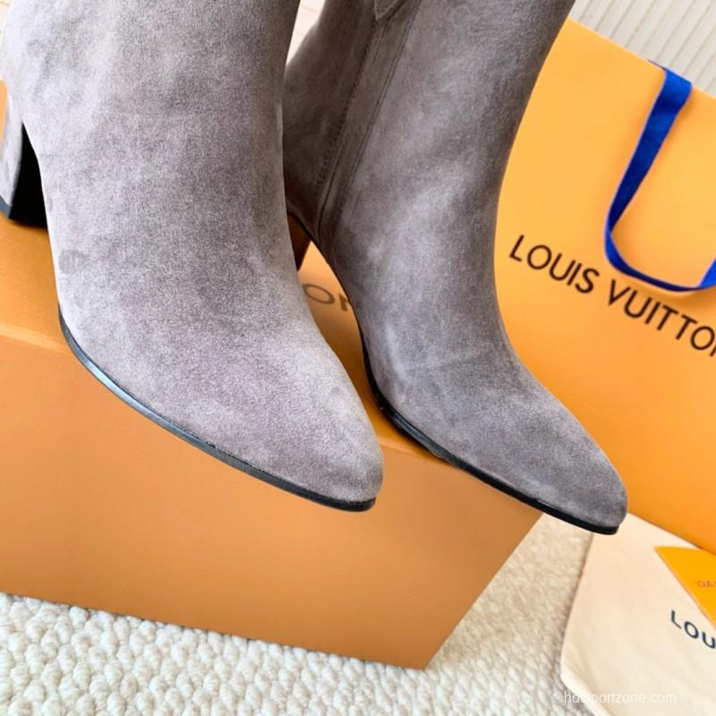 2024 Women Louis Vuitton Grey Suede Ankle Boots MJ00410