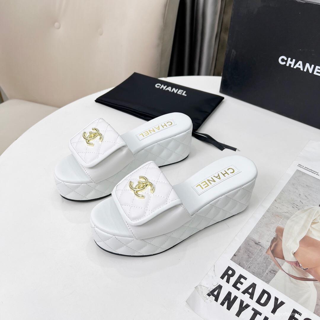 2025 Women Chanel White Leather Sandals