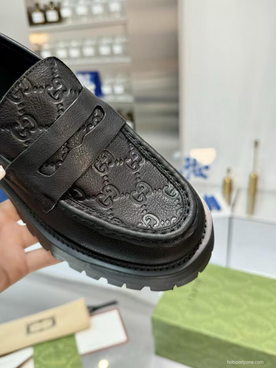 2024 Women Gucci Black Leather Loafers MJ00320