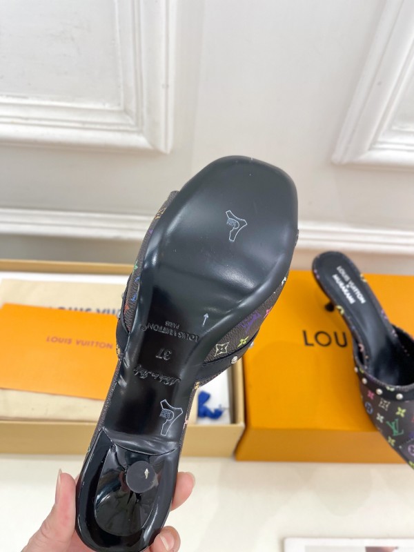 2025 Women Louis Vuitton Black Rainbow Leather Slippers KFY00290