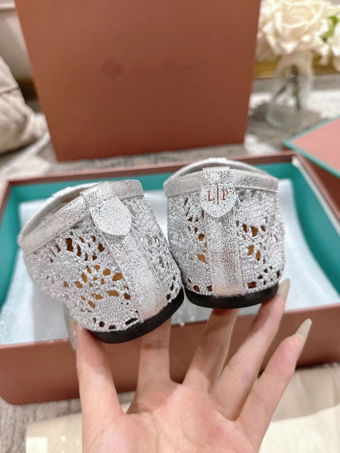 2025 Women LP White Knitted Ballet Shoes LY00250