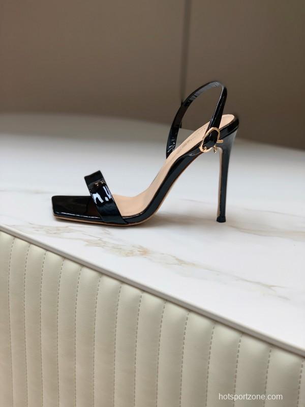 2025 Women Gianvito Rossi Black Patent Leather Slingback Sandals