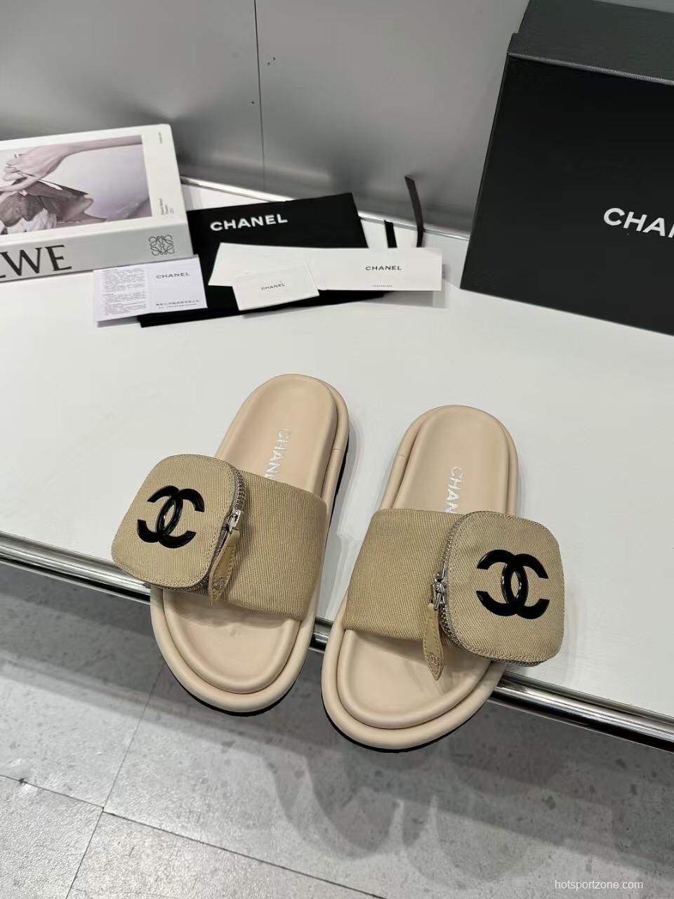 2025 Slippers Chanel Beige Canvas Slippers