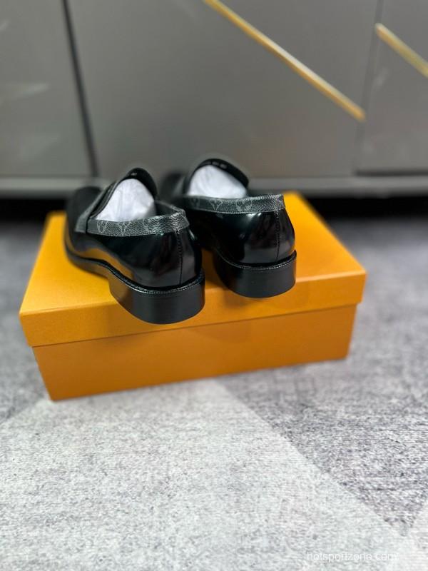 2024 Men Louis Vuitton Black Leather Formal Shoes MJ00290