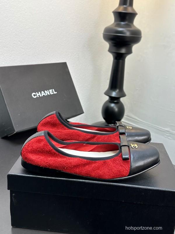 2025 Women CHANEL Red And Black Lambskin Ballet Flats Classic Bow Detail CC Logo LY00360(F)
