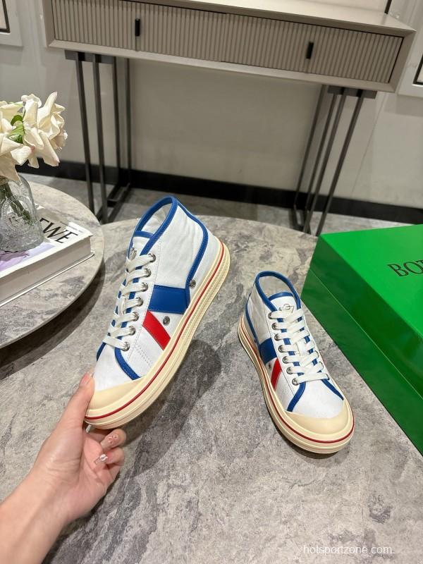2025 Unisex Bottega Veneta White Blue Red Canvas Lambskin Sneakers Hand Painted Red Line KFY00260