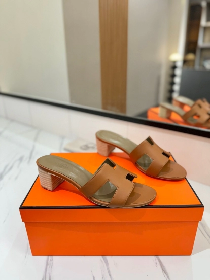 2025 Women Hermès Brown Leather Sandals