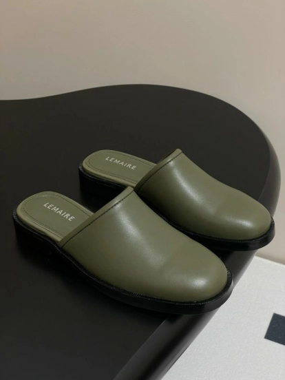 2025 Slippers Lemaire Green Leather Slippers KFY00310