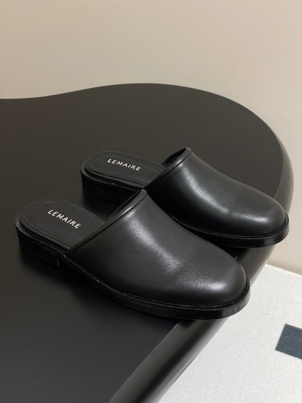 2025 Slippers Lemaire Black Leather Slippers KFY00310