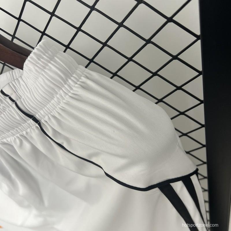 25/26 Manchester United Home Shorts