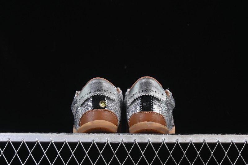 Golden Goose True Star Distressed Leather Sneakers - GGDB