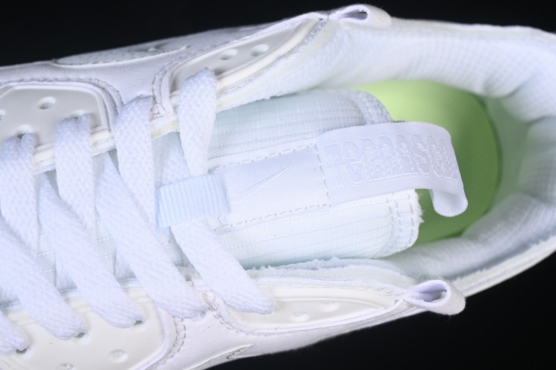 Nike Air Max 90 Terrascape Retro Running Shoes with Air Cushioning - DR8394-515
