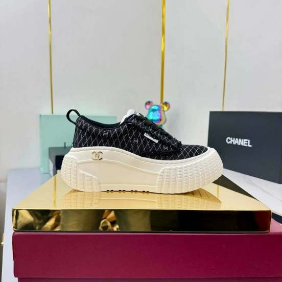 Chanel 2025/SS Little Chanel Loafers Panda Shoes Casual Sneakers - LY00330