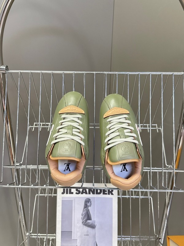Louis Vuitton 2025 SS LV x Pharrell Williams Runway Platform Sneakers Retro Running Shoes - KFY00380/KFY00390